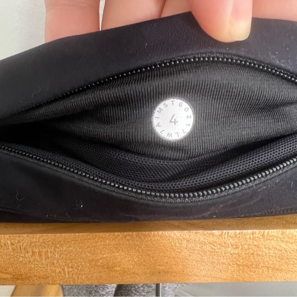 LULULEMON Hotty Hot Naked 4” Shorts - Picture 3 of 5